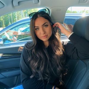 Meet your Posher, Vanessa